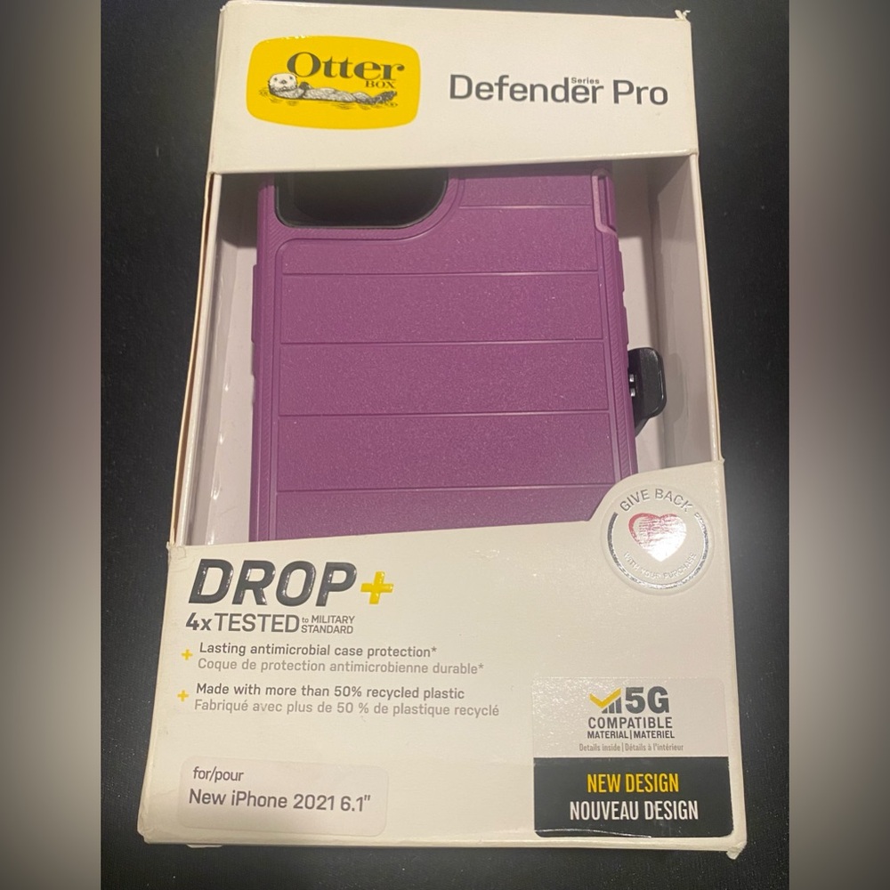 Otter Box Defender Pro IPhone Case. Fits any IPhone screen size 6.1”